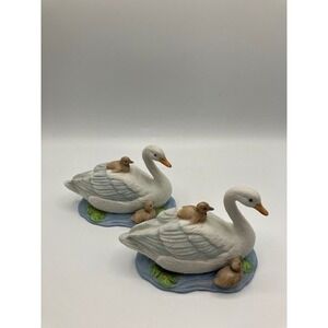 Pair of Vintage Homco Porcelain Swan Birds Mid‎ Century Modern Made In Taiwan